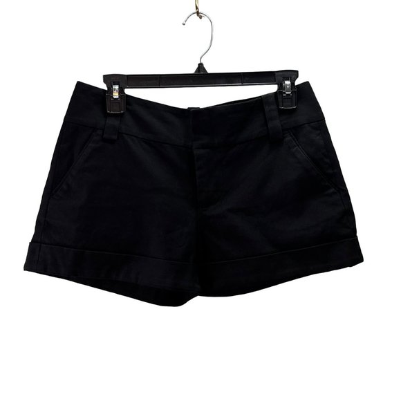 Alice and Olivia Cady Cuff Shorts size 2 Black Twill Flat Front C000184562 - Picture 1 of 8